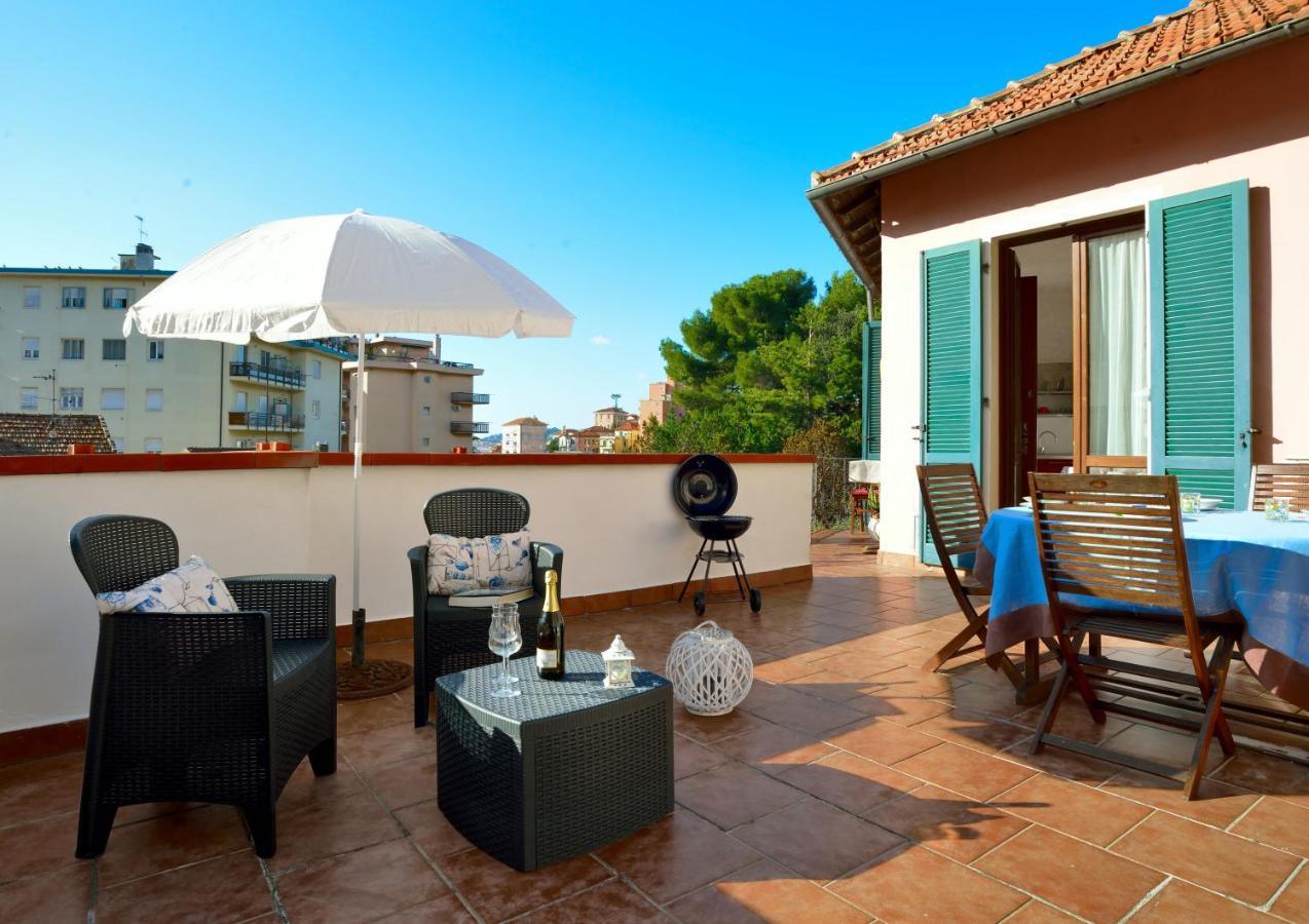 임페리아 Casa Con Grande Terrazza, Ac, Wifi, Posto Auto E Vicino Al Mare 빌라 외부 사진